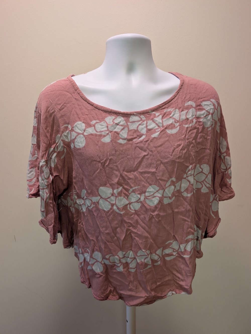 Homegrown Wahine Hawaii Floral Rayon Crop Top Blouse - Pink/Grey - Size Medium